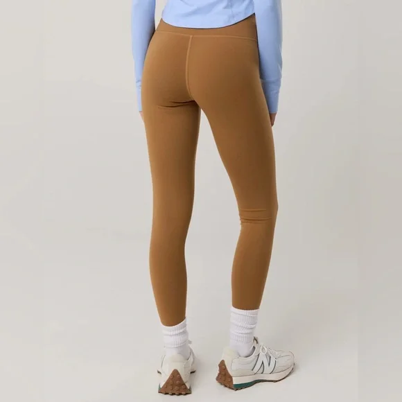 OFFLINE By Aerie The Hugger High Waisted Legging - New - Sold Out! Camel Medium - Picture 3 of 10